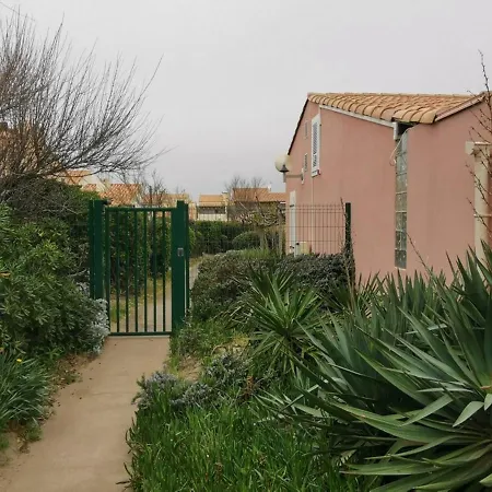 T3 Renove En Bord De Mer, Parking, Terrasse, Proche Et Commerces, Pour 6 Personnes - Fr-1-607-74 Apartamento